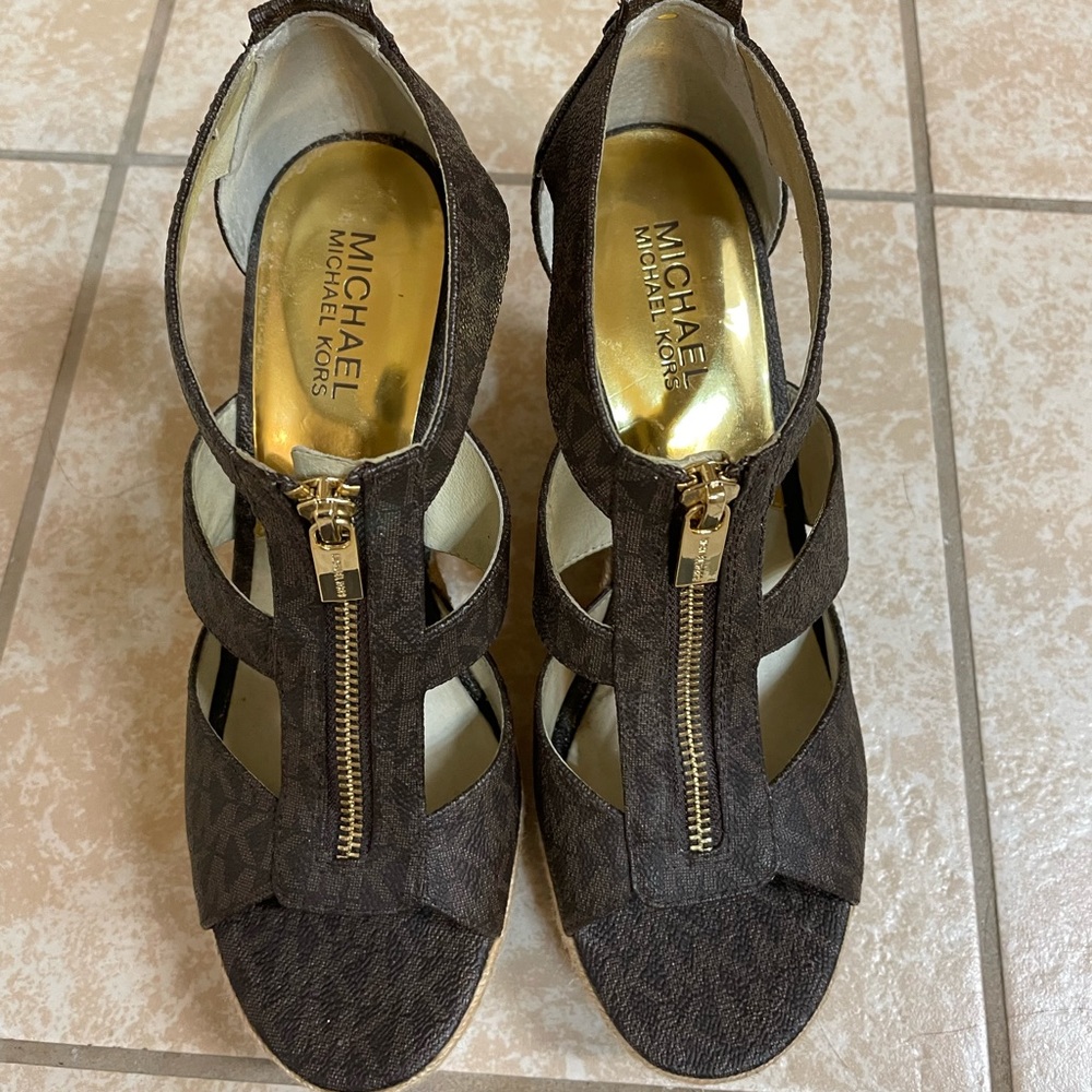 Michael Kors Wedges Size 7.5